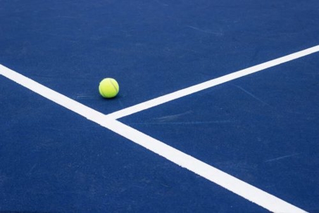 blue tennis court